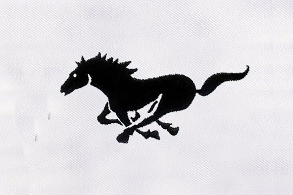 Review: Black Horse Silhouette Design for Holiday Sales